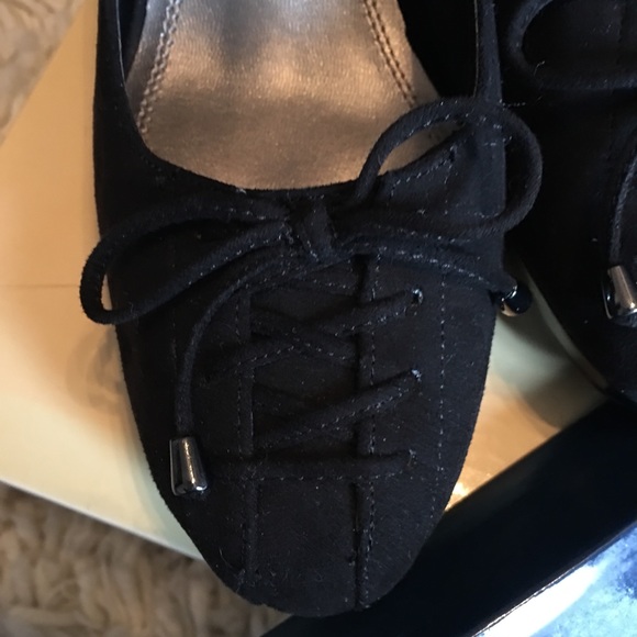 Coach & Four 3 inch Heels - Picture 4 of 6